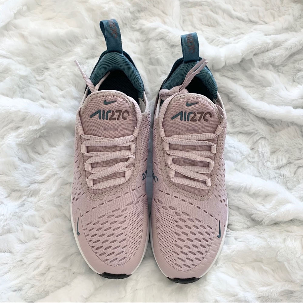 Nike Air Max 270 - Picture 5 of 7
